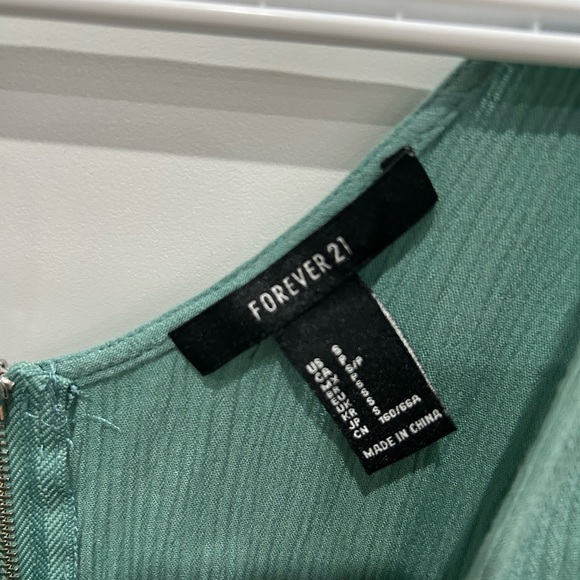 Romper - Picture 1 of 4